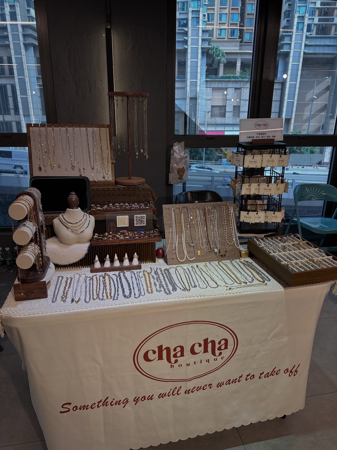 Cha Cha Boutique 市集陳列